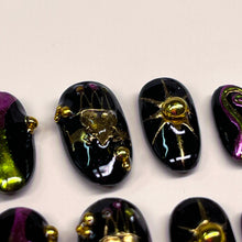Load image into Gallery viewer, Claddagh Chrome Luxury Press on Nails