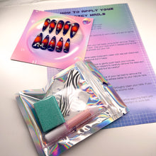 Load image into Gallery viewer, Thermal Airbrush in Blue - Luxury Press on Nails