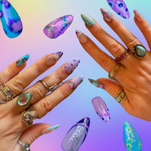 Load image into Gallery viewer, Thermochromatic- 3D Colour Changing Luxury Press On Nail Set - Nail art Collection / chrome silver multicolour iridescent abstract