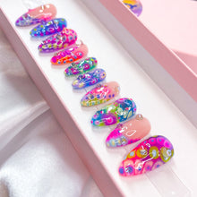 Load image into Gallery viewer, Petri- 3D Luxury Press On Nail Set - Super Deluxe Nail art Collection 005