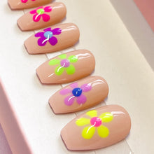 Load image into Gallery viewer, Oops-a-Daisy - Luxury Press On Nails - Colourpop Collection 011