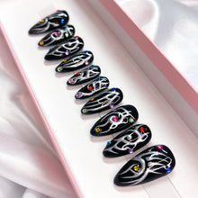 Load image into Gallery viewer, Tribal Chrome - Luxury Press On Nails - Deluxe Collection 023