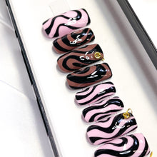 Load image into Gallery viewer, Marshmallow Mocha - Luxury Press On Nail Set