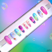 Load image into Gallery viewer, Daydream - Luxury Press On Nail Set - Deluxe Collection 001