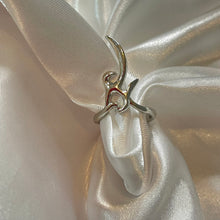 Load image into Gallery viewer, Silver Swirl Fingertip Midi Set of 3 Stackable Statement Rings