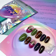 Load image into Gallery viewer, Claddagh Mix &amp; Match - Luxury Press on Nails
