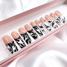 Load image into Gallery viewer, Tribal Pearl - 3D Luxury Press On Nail Set - Super Deluxe Nail art Collection 006
